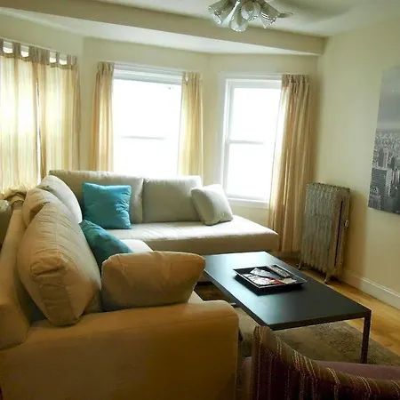 Holman Street Apartment